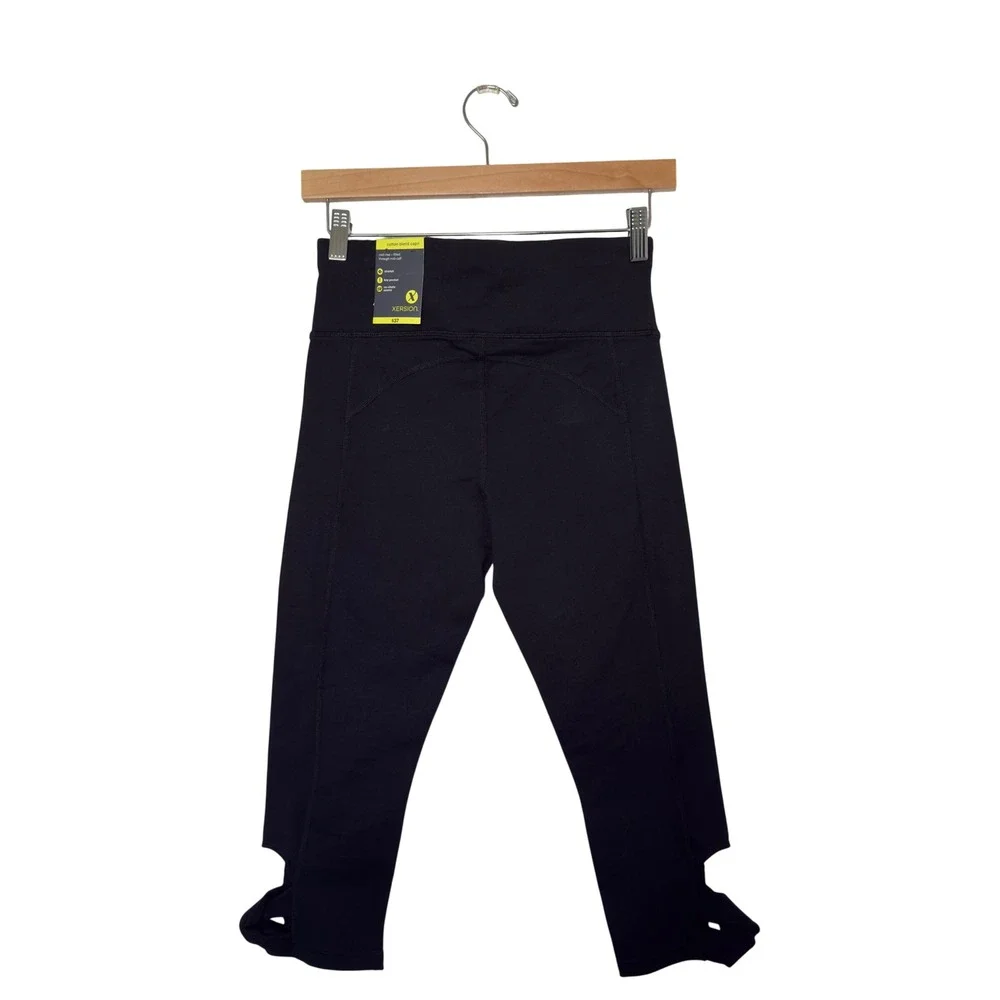 Xersion Small Black‎ Mid Rise Fitted Capri Key Pocket Stretch Pants Workout